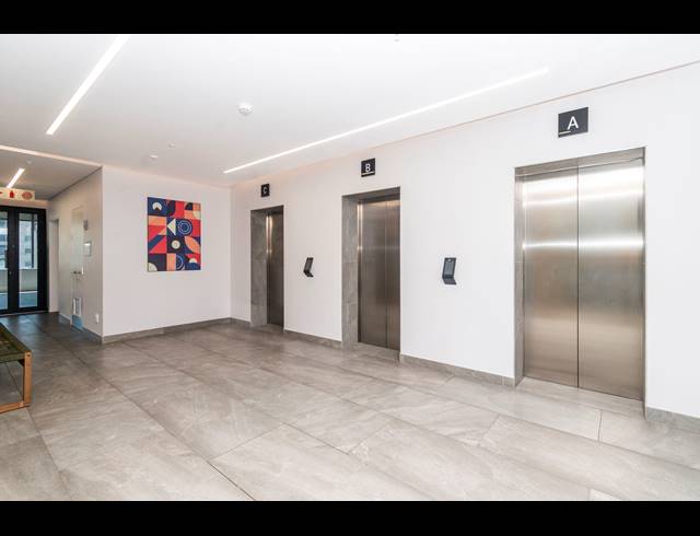 609M² OFFICE FOR SALE IN CAPE TOWN CITY CENTRE